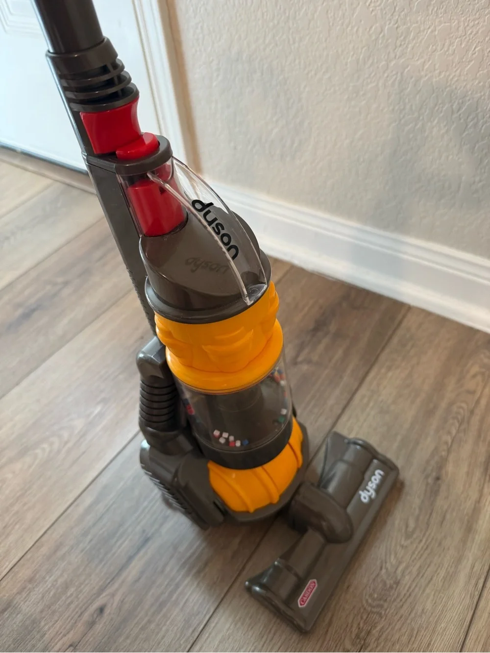 Casdon Dyson Yellow & Gray Upright Kids Toy Working Vacuum Cleaner